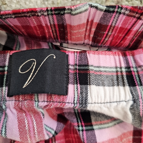 Victoria's Secret Pink and Black Plaid Pajama Pants - Picture 9 of 11